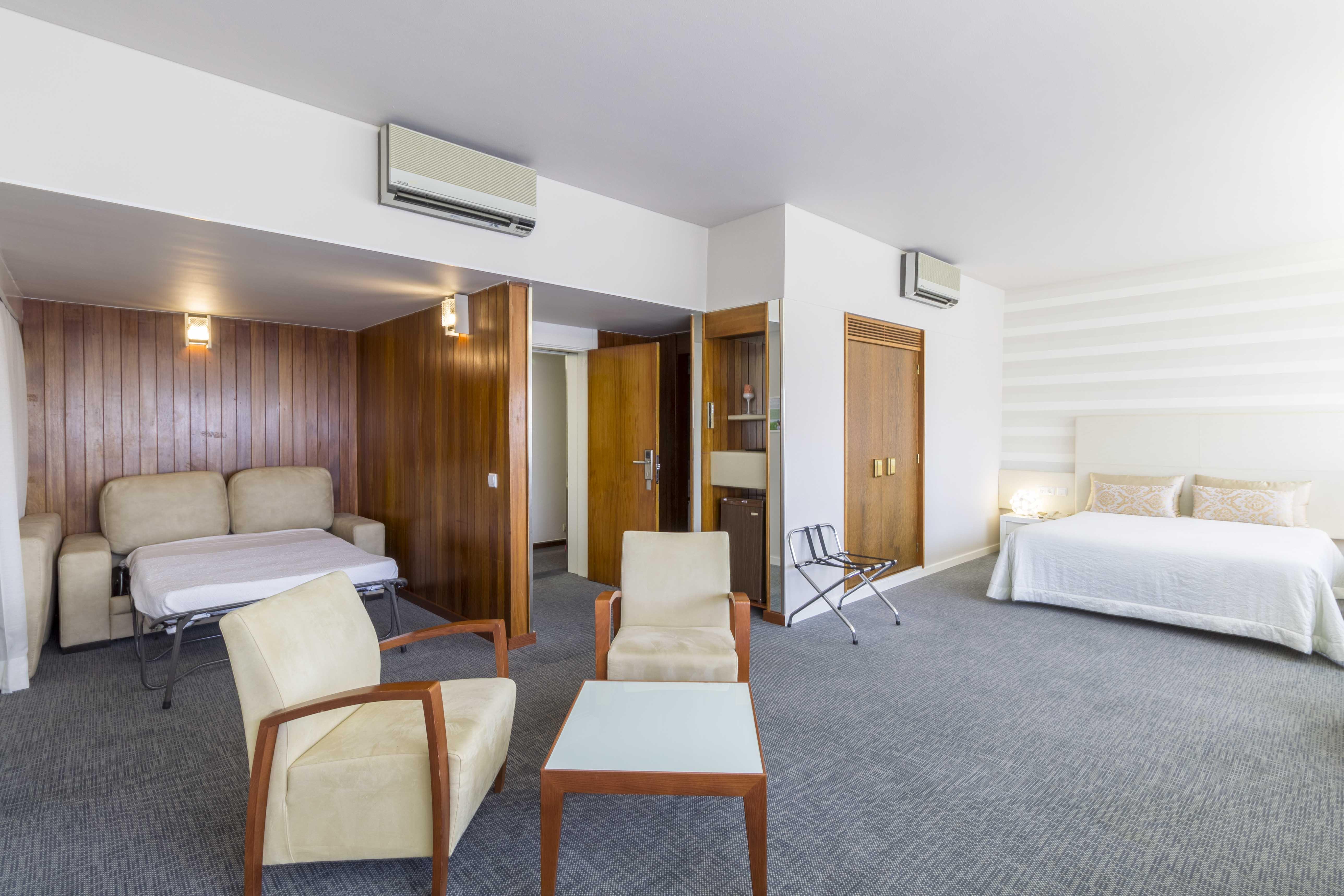 Hotel Eurosol Leiria & Jardim Buitenkant foto