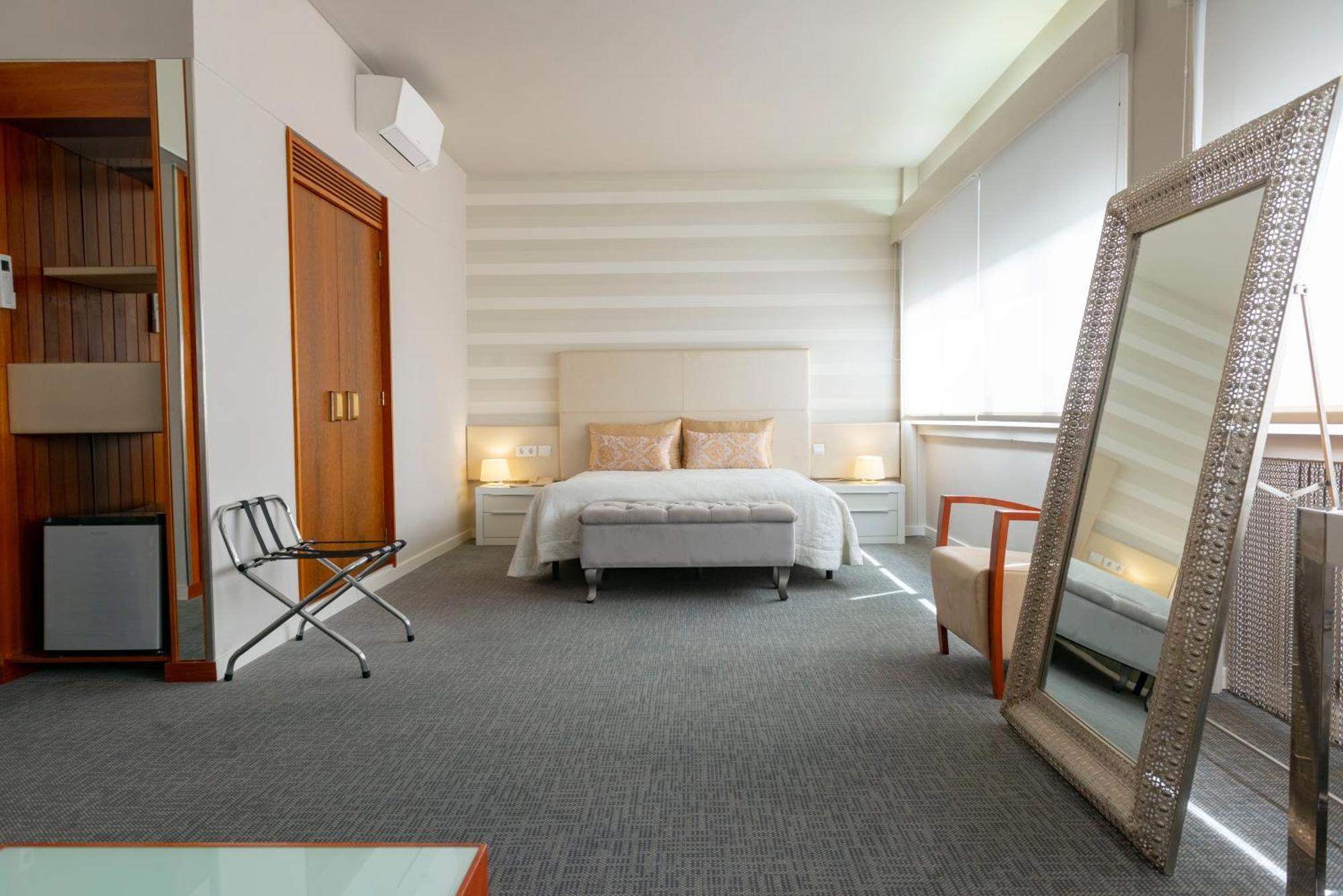 Hotel Eurosol Leiria & Jardim Buitenkant foto