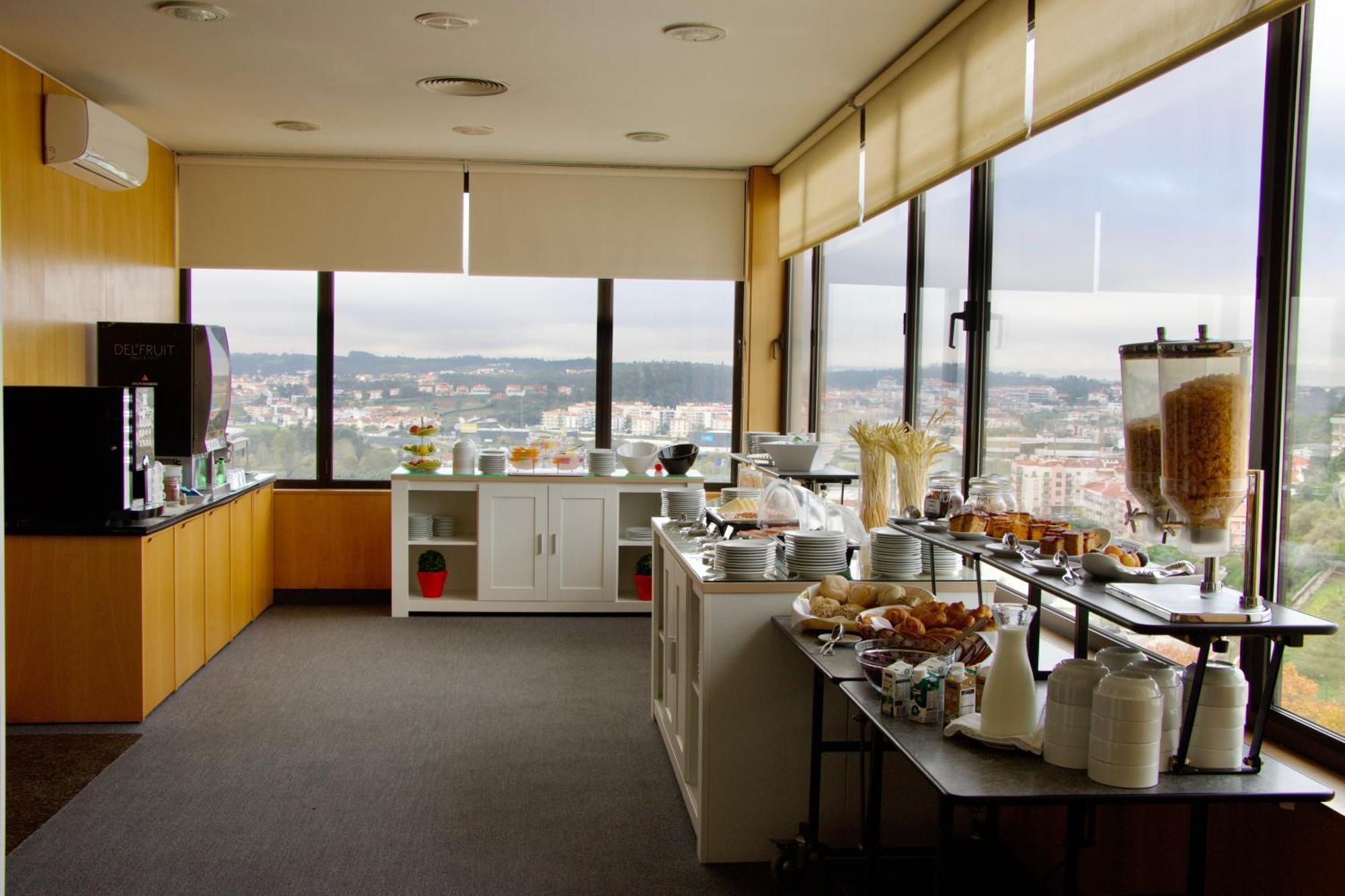 Hotel Eurosol Leiria & Jardim Buitenkant foto