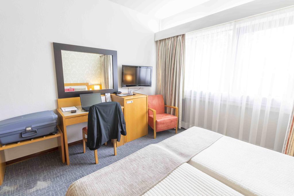 Hotel Eurosol Leiria & Jardim Buitenkant foto