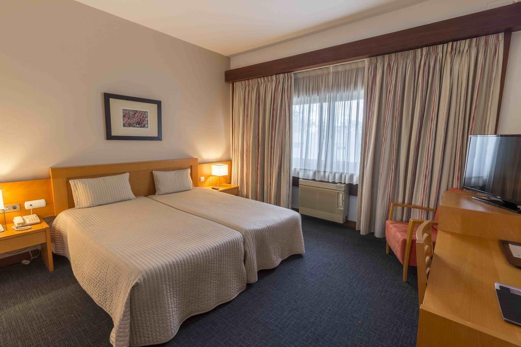 Hotel Eurosol Leiria & Jardim Buitenkant foto