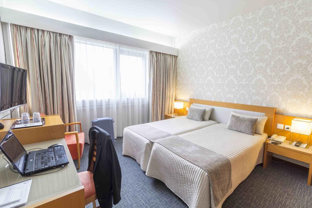 Hotel Eurosol Leiria & Jardim Buitenkant foto